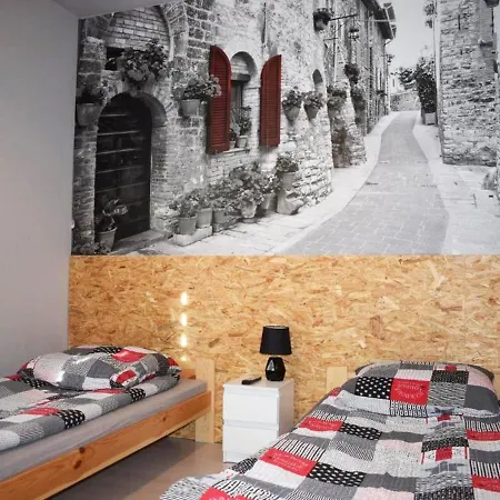 Bielik - Goscinne Плоцк